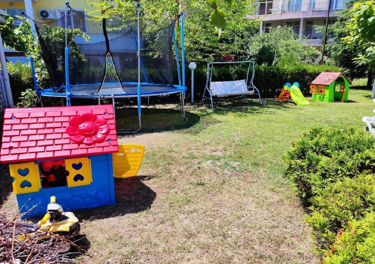 Charis Cozy Family Apart At Sun Village Complex Close To The Beach Sunny Beach Exterior photo